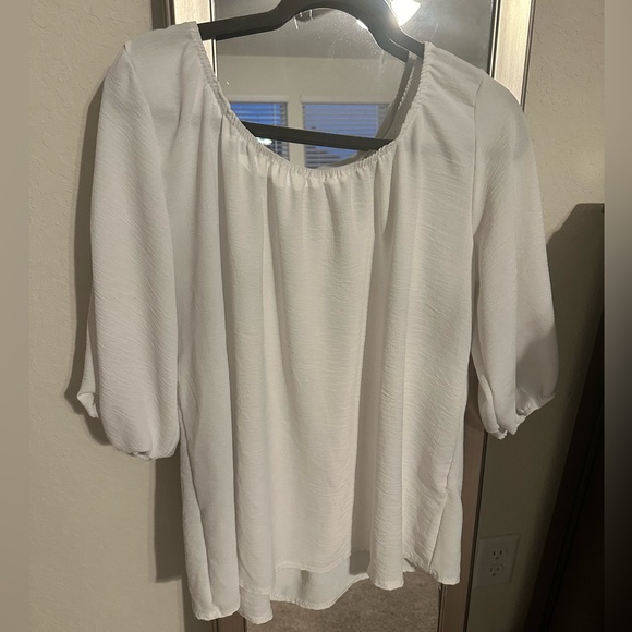 Star Vixen White Balloon Sleeve Top 1X - Picture 2 of 6